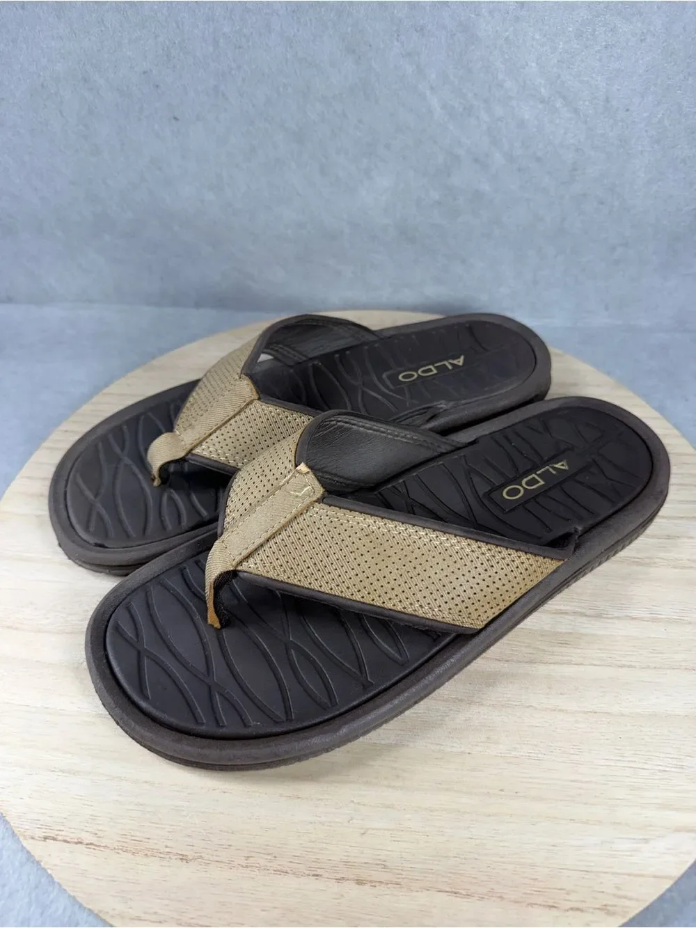 Aldo Mens Tan Woven Strap Thong Sandals Flip Flops Brown Size 9